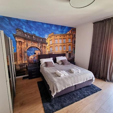 Stivi Luxury Apartments Пула Екстер'єр фото