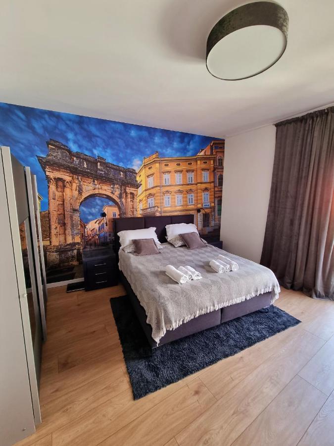 Stivi Luxury Apartments Пула Екстер'єр фото